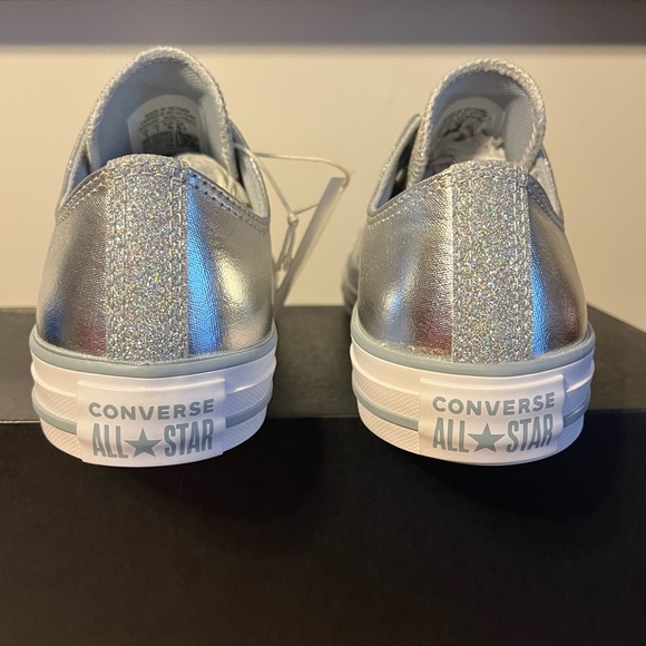 CONVERSE Women’s Chuck Taylor All Star Sparkle Oxford Sneakers - Picture 7 of 9